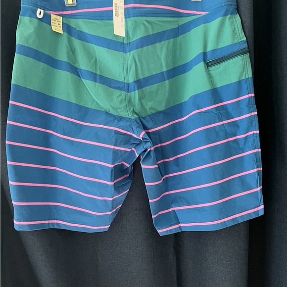 J.Crew board shorts new with tags 34 waste 9 inch inseam - Picture 2 of 3